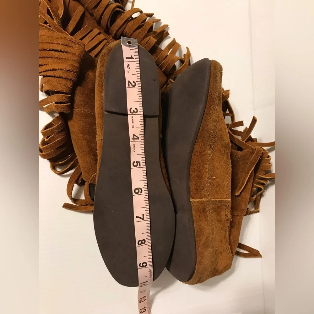 Moccasin brown suede layer tiered fringe boots women fits size 9 - Picture 10 of 11